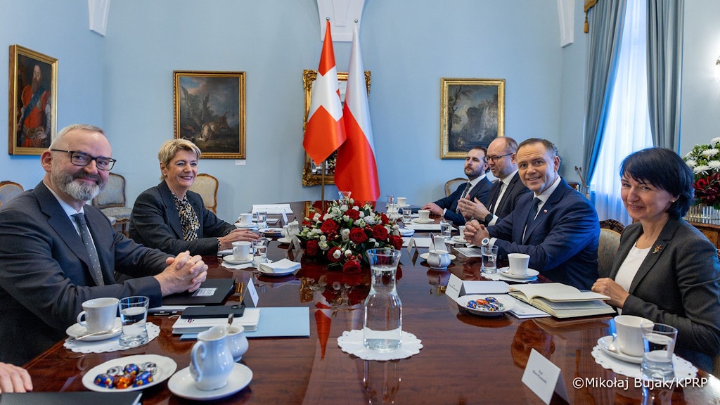 Bundespräsidentin Karin Keller-Sutter trifft Karol Nawrocki, Präsident von Polen.