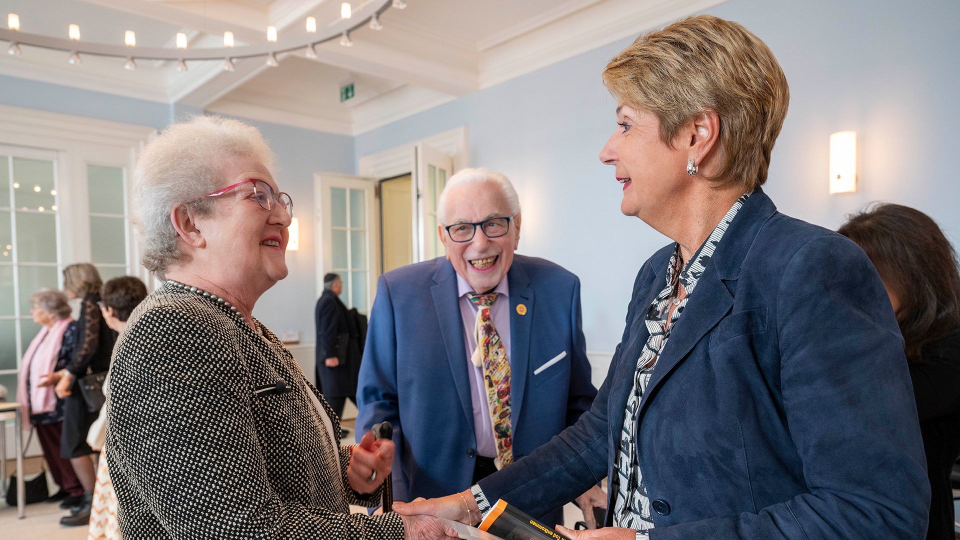 Treffen mit Holocaust-Überlebenden und Bundespräsidentin Karin Keller-Sutter