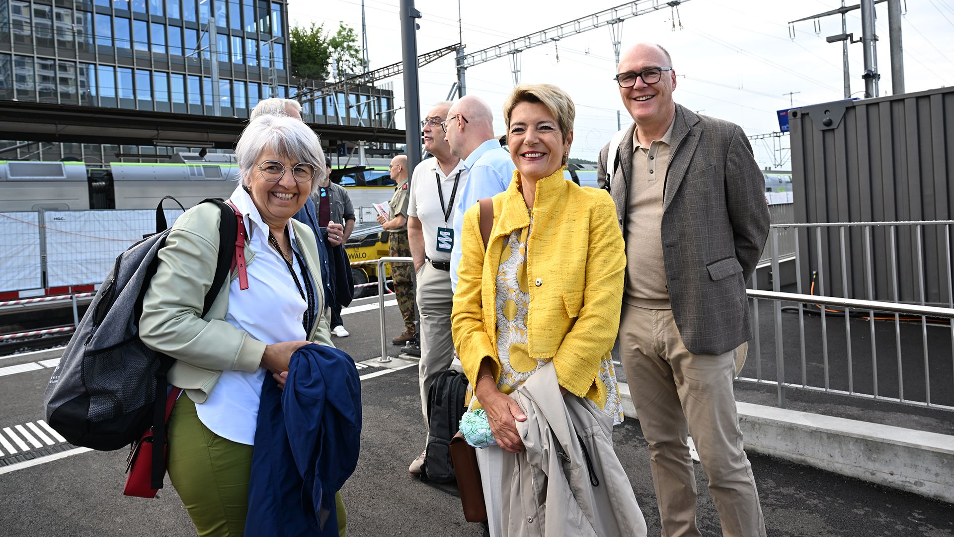 Die Bundespräsidentin Karin Keller-Sutter mit den Bundesrätinnen Elisabeth Baume-Schneider und Martin Pfister