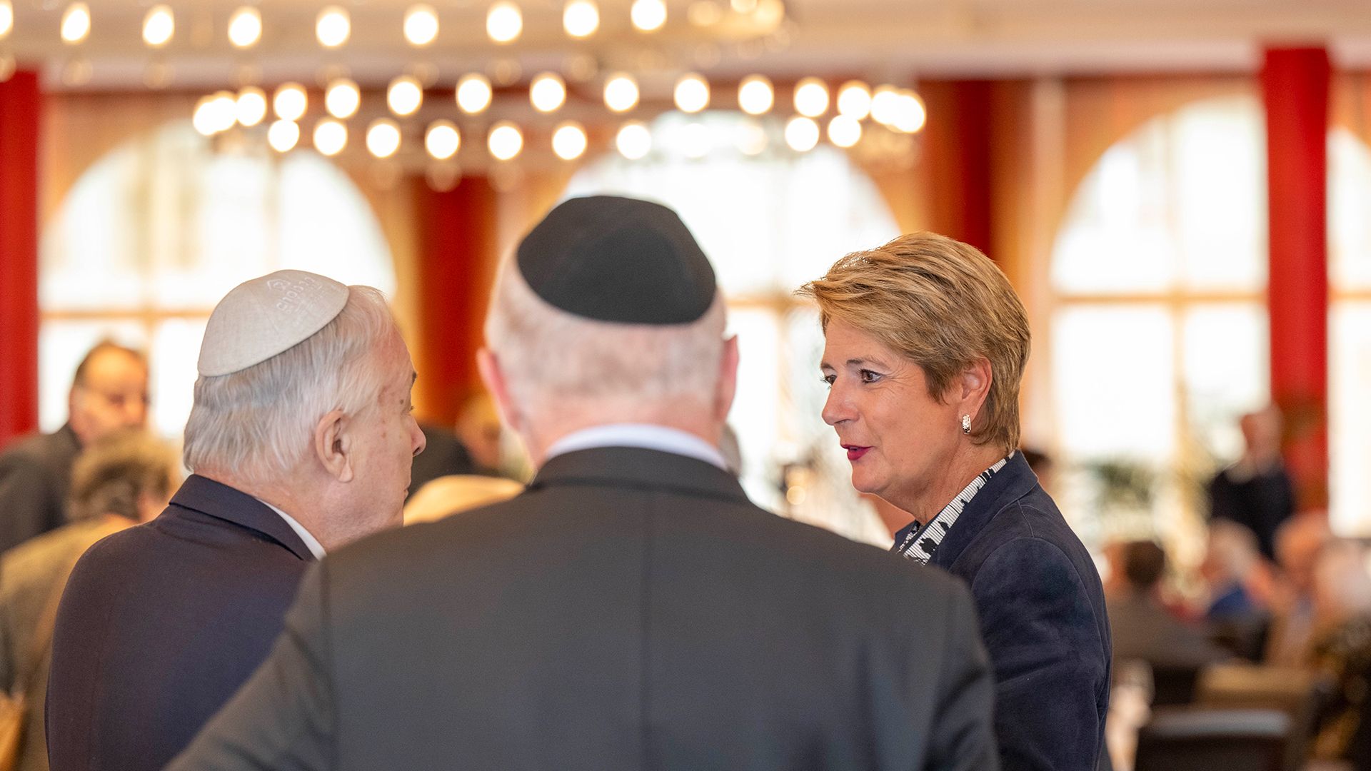 Meeting with Holocaust survivors and President of the Swiss Confederation Karin Keller-Sutter