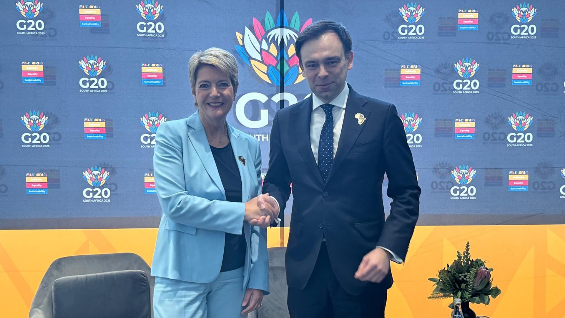 Federal Councillor Karin Keller-Sutter with Andrz Domanski, Minister of Finance of Poland