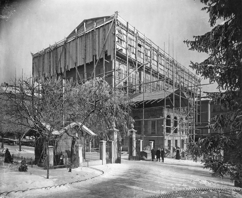Photo of the renovations in 1907–1908