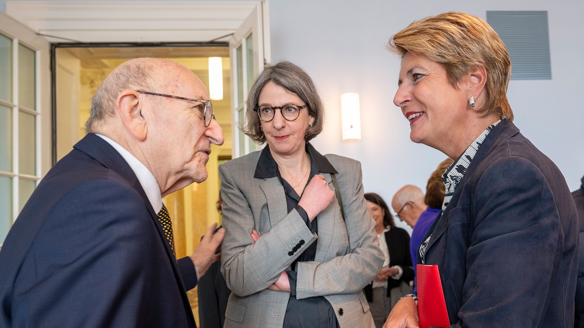 Meeting with Holocaust survivors and President of the Swiss Confederation Karin Keller-Sutter