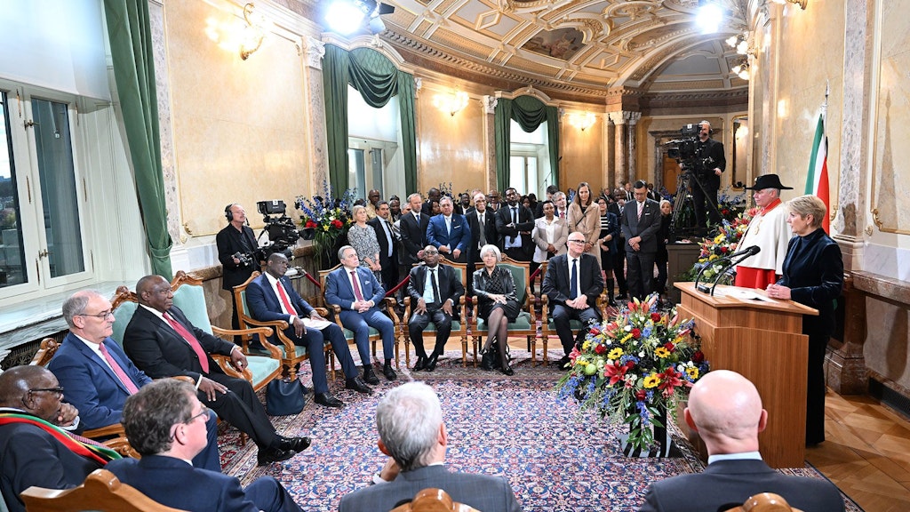 Discours de la présidente de la Confédération Karin Keller-Sutter lors de la visite d'État du président sud-africain Cyril Ramaphosa.