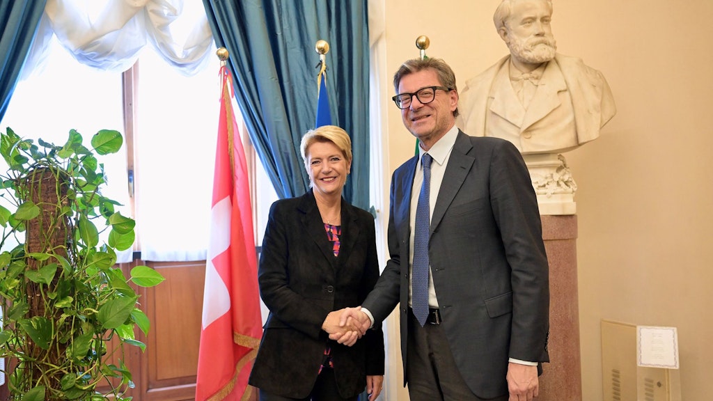 La présidente de la Confédération Karin Keller-Sutter rencontre le ministre italien de l'économie et des finances Giancarlo Giorgetti