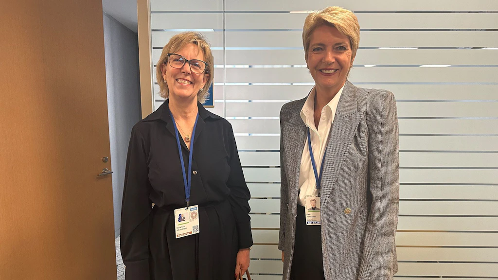 La consigliera federale Karin Keller-Sutter incontra Maria de Albuquerque , Commissaria europea per i servizi finanziari  agli IMF Spring Meetings 2026.